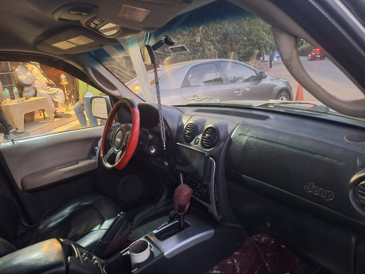 متوفر بفضل الله 
اجدد جيب ليبرتي  limited edition 
Model 2003 
كامله فاميه علي الرخصه 
كراسي كهرباء 
زينون عالي وواطي 
كاوتش جديد 
راشه حزام ماعدا السقف زيرو دواخل رخصه سنه ونص توكيل واحد من الرخصه 
المعاينه شبين الكوم 
للاستعلام ٠١٠٦٠٥٣٠٣٠٥ 
للاستعلام ٠١٠٩٩٧٠٧٠٦١


**إذا كنت صاحب هذا الإعلان وتريد حذفه لأي سبب، رجاءا أرسل رسالة إلى الدعم الفني**