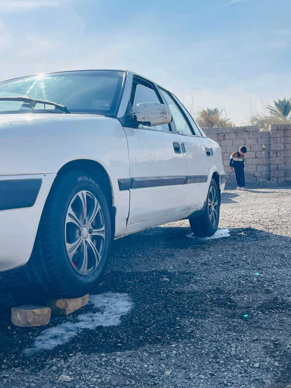 السلام عليكم اسبرو للبيع موديل 95 السياره مسكر جاهزه من كلشي مكينه حداديه تخم تاير السعر 23 وبيه مجال التصال ع الرقم *********** العنوان بابل
