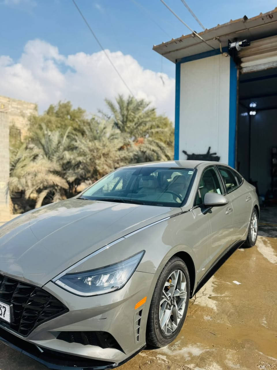 سوناتا 2023 @                                                                         وارد امريكي كفاله عامه كلين  لون اسمنتي                                رقم بصره باسمي السعر 205 اي استفسار 📞*********** مكان السياره بصره
