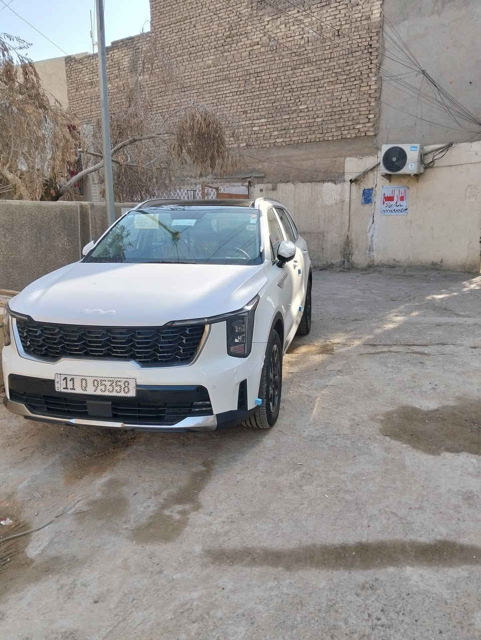 السلام عليكم كيا سورينتو موديل 25 ماشي 11,000 سياره جديده معنى الكلام اربع سلندر سبعه راكب ثلاث قطع تبريد كيرماوس صندوق كهرباء كشنات الاماميه كهرباء سياره كلش حلوه سعرها 290 بغداد المشتل رقم الهاتف ***********
