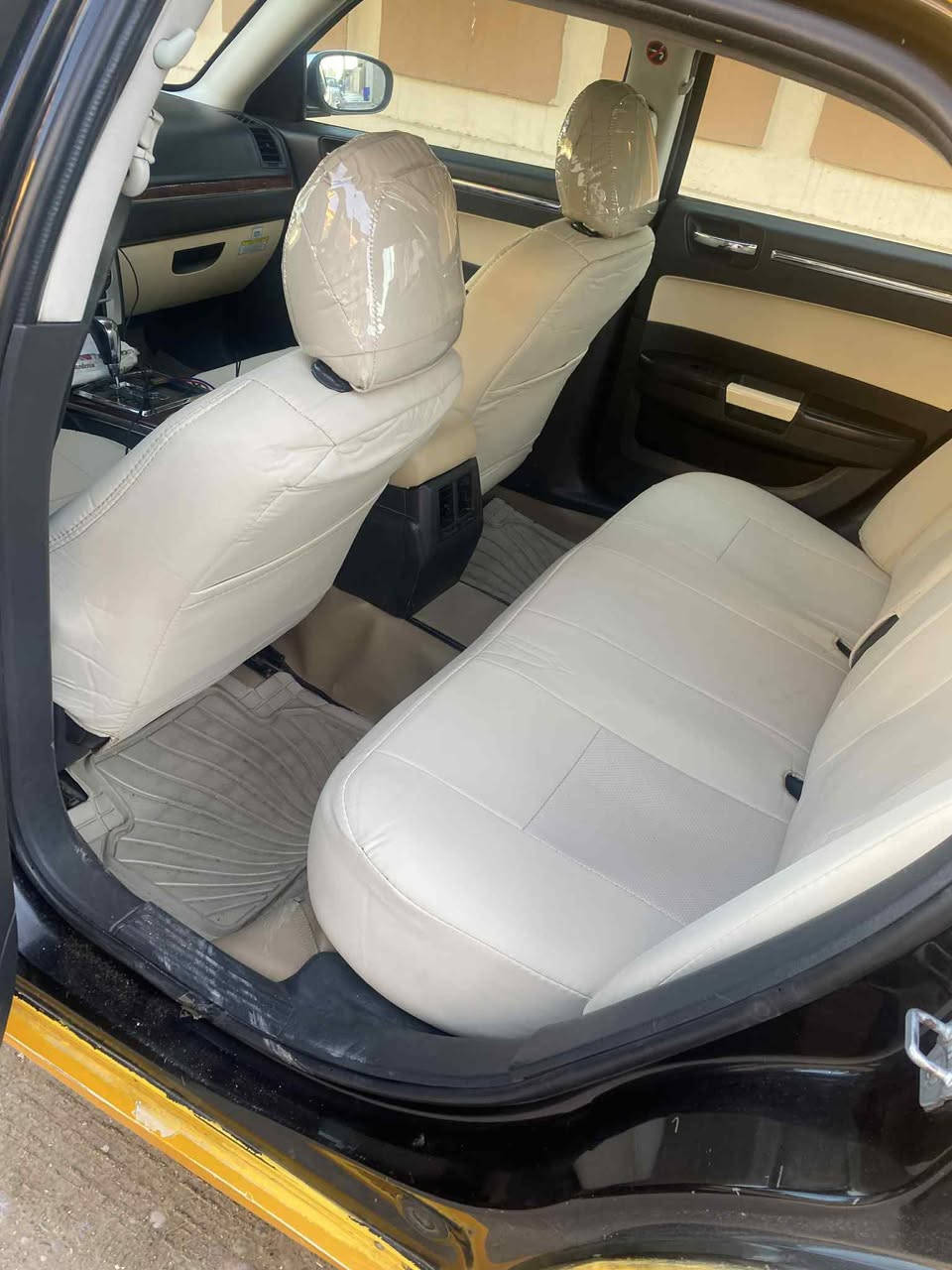 اوباما2010 خط بغداد كركوك
سياره كير محرك شرط
صدر امامي خلفي اكسل جديد
دوشمه داخل جديد
مشروع وطني رقم نينوى
خط وبحث مصفر 
مابيه برغي نقص تاخذه وتتوكل للشغل
سعره125وبيه مجال مكان سياره كركوك
ملاحضأ اني مكلف بالنشرللاستفسار اكثر
اتصل على راعيه

0 770 400 3191‬
