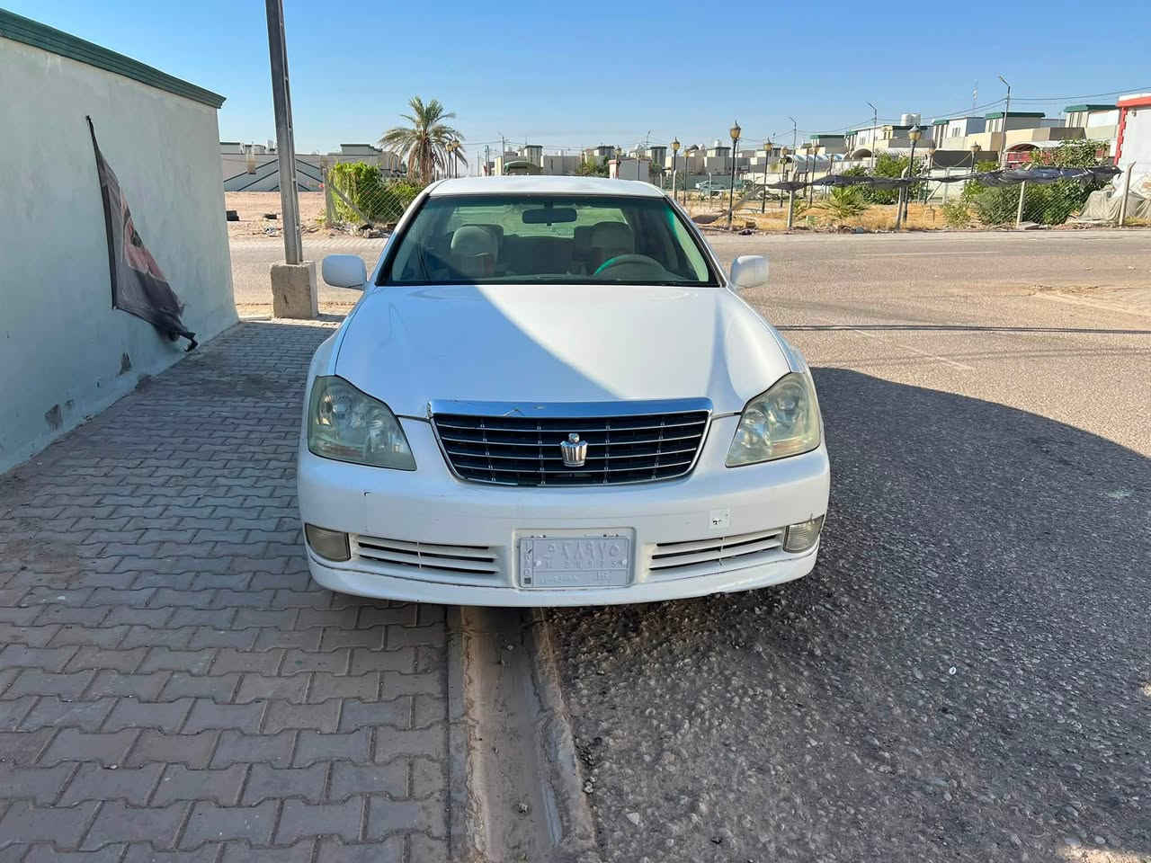 السلام عليكم 
للبيع شاهينة موديل ٢٠٠٣ لون ابيض دواخل بيجي ،رقم بغداد الماني قرار ٤٨  سنوية ل٢٠٢٨ كصة قمار فقط ، السيارة مواصفات عادية ، سويج مو بصمة ، كير محرك حدادية تبريد كلة جديد، 
مكان السيارة النجف الاشرف ، 
السعر 118
*********** واتساب
*********** اتصال
