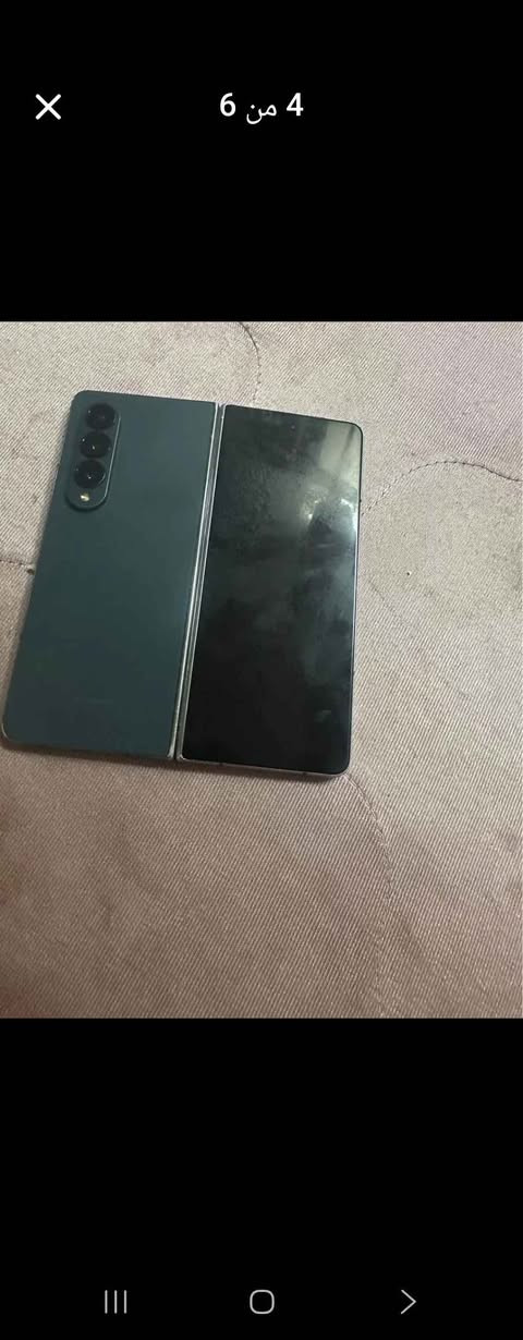 كالكسي فولد 4 امريكي ذاكره 512 گيكا كلشي بيه شغال بس الشاشة متنفتح كامل ومماثر على شي السعر ٤٥٠ الف *********** بغداد, العراق

