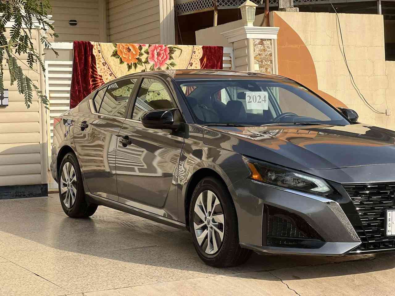 سلام عليكم 
نيسان التيما 2024 
مواصفات S رقم شاصي 1N4BL4BV6RN428287
لون فيلي
بصمه + تشغيل عن بعد  
رادار امامي 
رادار خلفي 
رادار جانبي 
حساس خلفي 
لايتات زينون بلادي  LD
مثبت سرعه +تحديد مسار +وقوف اصتدام 
رقم سليماني جديد بسمي 
سياره ماشي 29كيلو متر 
ضرر جاملغ و بونيد بدون اي دواخل شاصي و بدن كله مكفولات 
ايرباك استيرن و دشبول مبدلين بلاد شركه 
سونر بل منشور 
مكان دياله خانقين 
سعر155بي مجال 
رقم ***********
