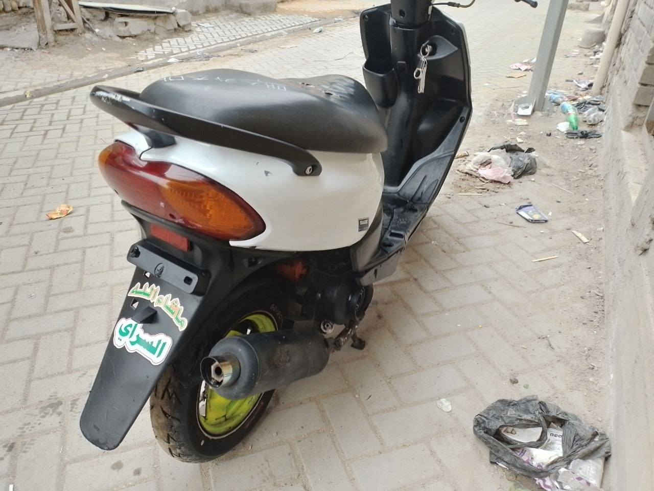 السلام عليكم ماكس قجمه للبيع
درجه حلوه ونضيفه مابيها اي نقص فقط 
سلف وهورن والباقي دراجه حلوه 
السعر 350 وبيها مجال 
مكاني مدينة الصدر 

للأستفسار واتساب 
(***********)
