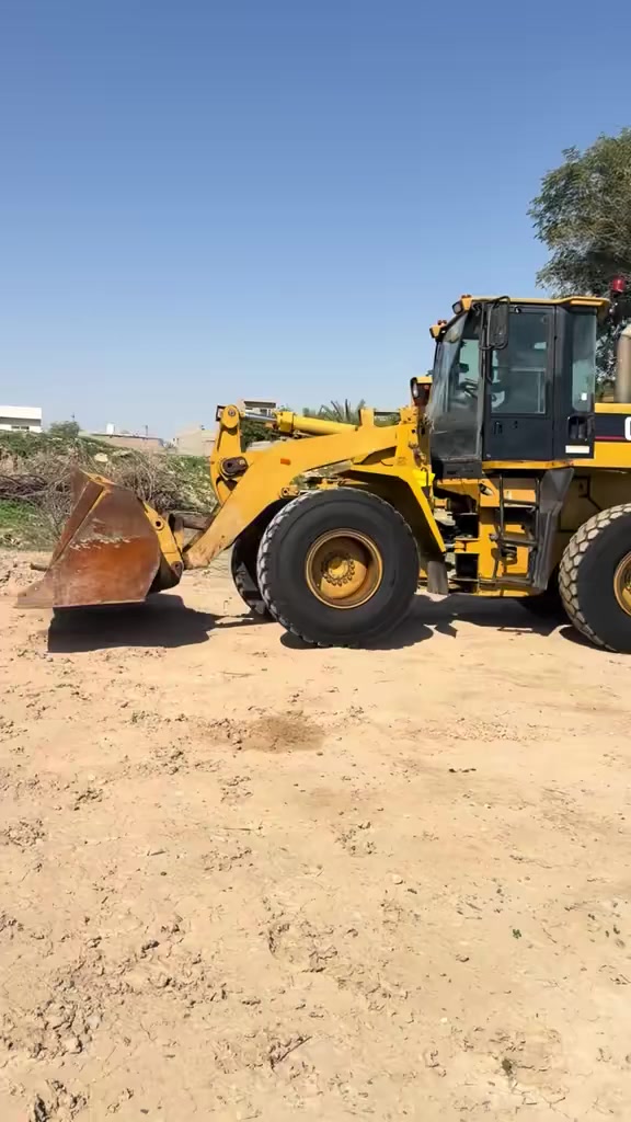 السلام عليكم
شفل كتر 
موديل 2003 
كهربائي 
رقم سليمانية بإسمي
گير محرك اكسل / مامفتوح
جكات/ مامفتوح
13 الف مشتغل
دگمة طسة  تبريد +سبلت  فول فول مواصفات سعر 495مكان كلار ***********
