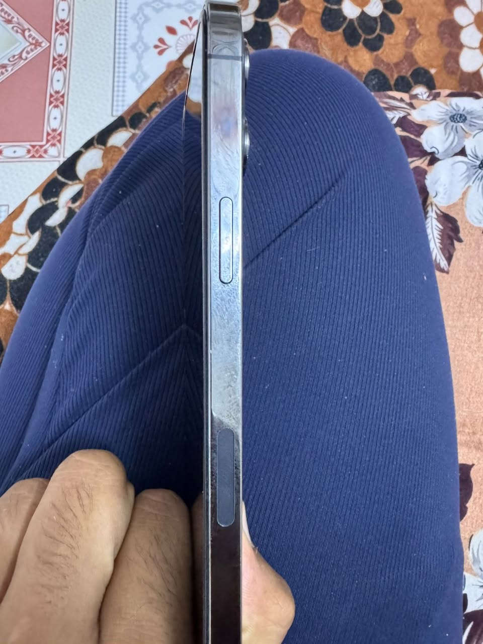 بيع أو مراوس أب كلكسي
آيفون 12 برو ماكس 
ذاكره٢٥٦ جهاز نضيف جداً 
لو رصاصي
 مبدل فقط شاشه ومكفول من ايشي 
بيها فطر خفيف مثل مواضح
بطاريه ٨٠ الله شاهد ميصرف شحن 
صوت مخابره نت كله نضيف
بيع أو مراوس اي اندرويد 
مكان بغداد عامريه 
سعر ٣٧٥

***********
واتساب
