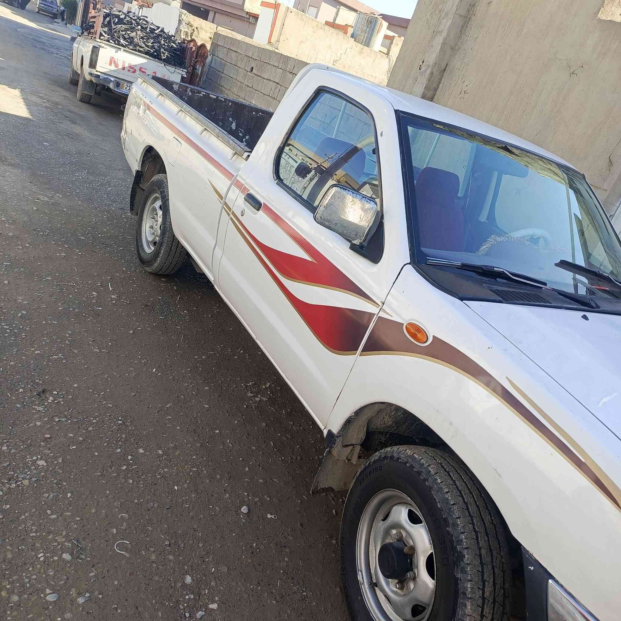 نیسان  2007 تاک پینج قولاب
گیر مە کینە اکسل به شە رت 
جوار تایە لۆک
وە رگە راوە  
سە نە وی نوییە تا  2028 
 نرخ  90 مە عامه له  
ژ م   خاوە نی  ***********
