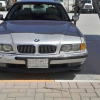 ليعنده هاي لسيارة خلي يتصل اني راعيها لشرعي وطلب عليها ٥ أوراق ٠٧٧١٤٣٥...