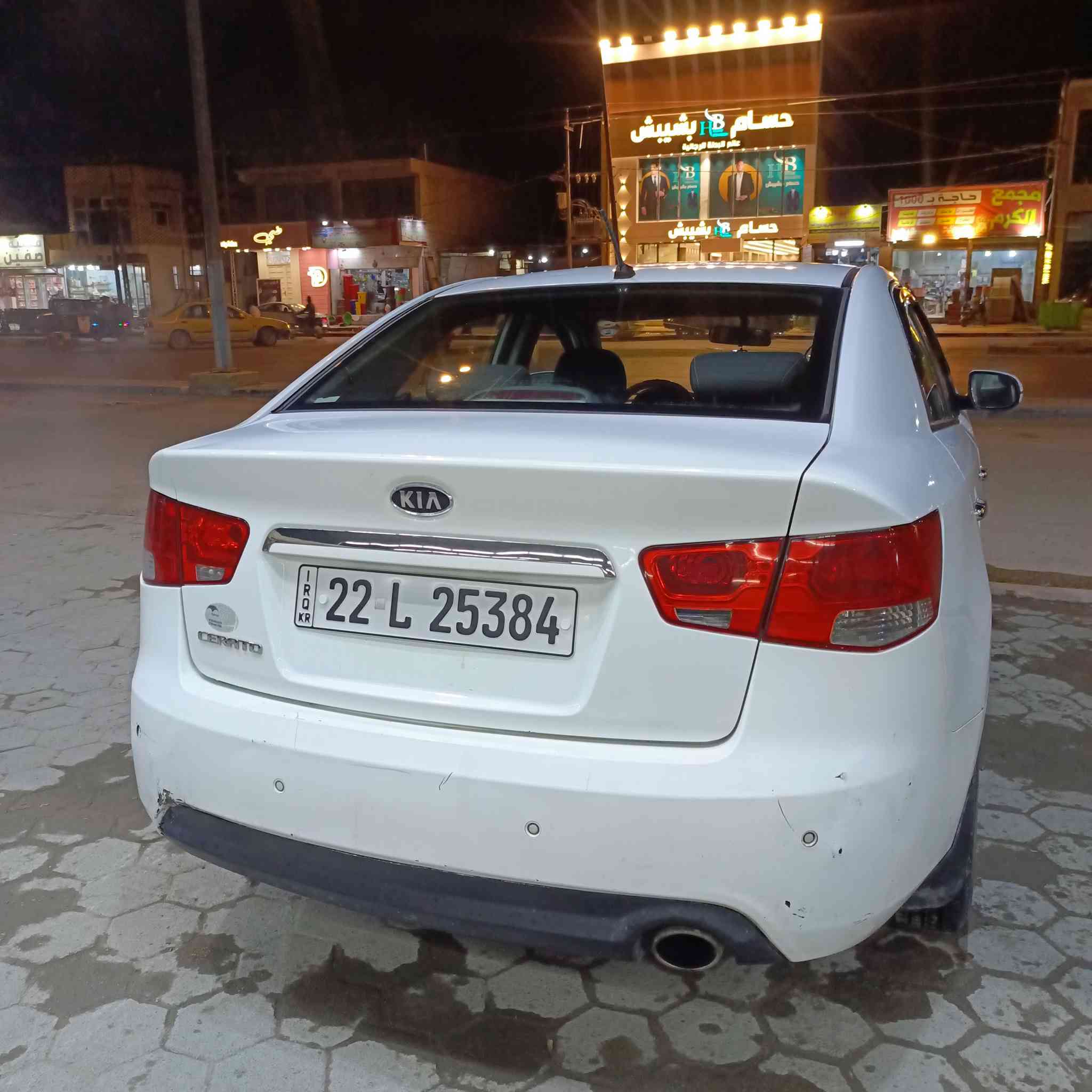 السلام عليكم كيه سيراتو موديل 2013 مكينه 1600 كير  سته نمر فول مواصفات ماعده  ألفتحه  تحكمات +شفتات كير اربعه دسك مكينه كير حداديه تبريد كفاله ماعده  السياره باب مبدل وشبر بل بنيد صبغ  موجود مداور وكاله لسياره رقمها لغايت 2031 مجدده السنويه بسنت 2026/1/8 
سعر السياره  113وبيها مجال 
رقم الهاتف ***********
