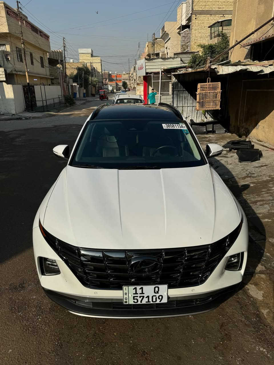 سلام عليكم
هونداي توكسان 2022 لمتد فول الفول 
ماشية 38 ميل فقط 
حادث السيارة كما موضح بالصور 
مبدل ابواب نفس اللون بدون صبغ
محرك السيارة 2500 
مواصفات السيارة 
1-بصمه تشغيل-تشغيل عن بعد 
2-بنوراما 
3-داخل جلد اسود 
4- كامرات محيطيه 360 درجة 5 كامرات 
5-هاند بريك 
6-كشن السائق خزن ميمور+كهرباء+تدفئة+تبريد
7-كشن الصدر كهرباء+تدفئة+تبريد
8-فتح الكامرا عند الاشارة بالدشبول 
9-تقديم وترجيع السيارة آلي 
10-كشنات الخلفية تدفئة 
11-جنطه شفط كهرباء 
12-أشاير بالمري 
13-رادرات 360 درجةً
14-كير دكم 
15-اوتو هولد 
16- ويل كب كروم 19 
17- فور ويل 
18- ايقاف ذاتي 
19-تحديد مسار +قيادة آليه 
20-شفتات ستيرن للكير العادي  
بجم فول زينون +لد خلفي 
وهواي مواصفات بعد ماذكرتهن 
السيارة رقم بغداد بسمي تحويل ثاني يوم
السعر 210 
***********
