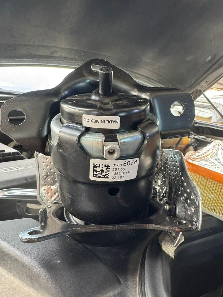 محلات احمد الدراجي لبيع الأدوات الاحتياطية الأمريكية الحديثة جمسي__ شوفو—كديلاك— بيكم سلفرادو—سيرا
موديل 2007 و2020و2024و2025 جديد واصلي والمستعمل والوكالة 
كسروعطش الفرع الثالث مقابيل محلات ابو زياد. *********** احمد
*********** محمد   ويوجد لدينا خدمة توصيل لكافة المحافظات من الشمال الئ الجنوب
