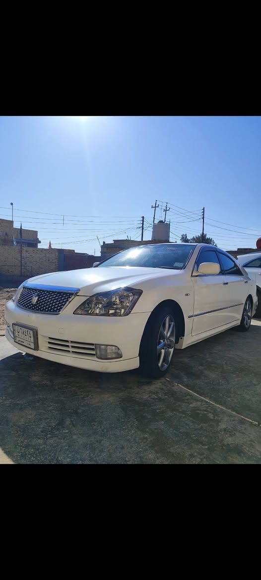 السلام عليكم للبيع كراون شاهينه 2006 قرار 48 بسمي شرط التحويل أصل كرستال بصمه رصاصي گصه قماره تحويرت نجف فتحه كشنات جلد تدفئه تخم تاير ويل دنگه تبريد ثلج قطعتين داخل صاج ملكي لايت دوار تحكم ستيرن كشنات كهربائي سياره جديده وحلوه مال جناي أمانة الله ألف ماذب عليها  العنوان بابل الحمزة الغربي السعر  147 بيع مستعجل ***********
