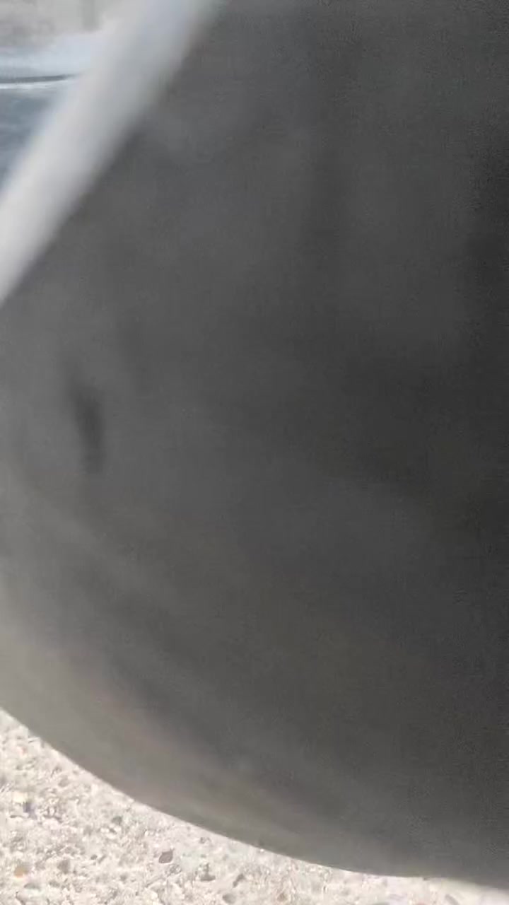 سلام عليكم شباب ماكس عدله 45 مفتوحه مره وحده لعينه ولايت مو ويها دراجه حلوه ونضيفه شوفت عينك تجي تفحص وشوف سعر 450 وبيه مجال حك جيه رقم *********** مكاني بصره قضاء المدينه
