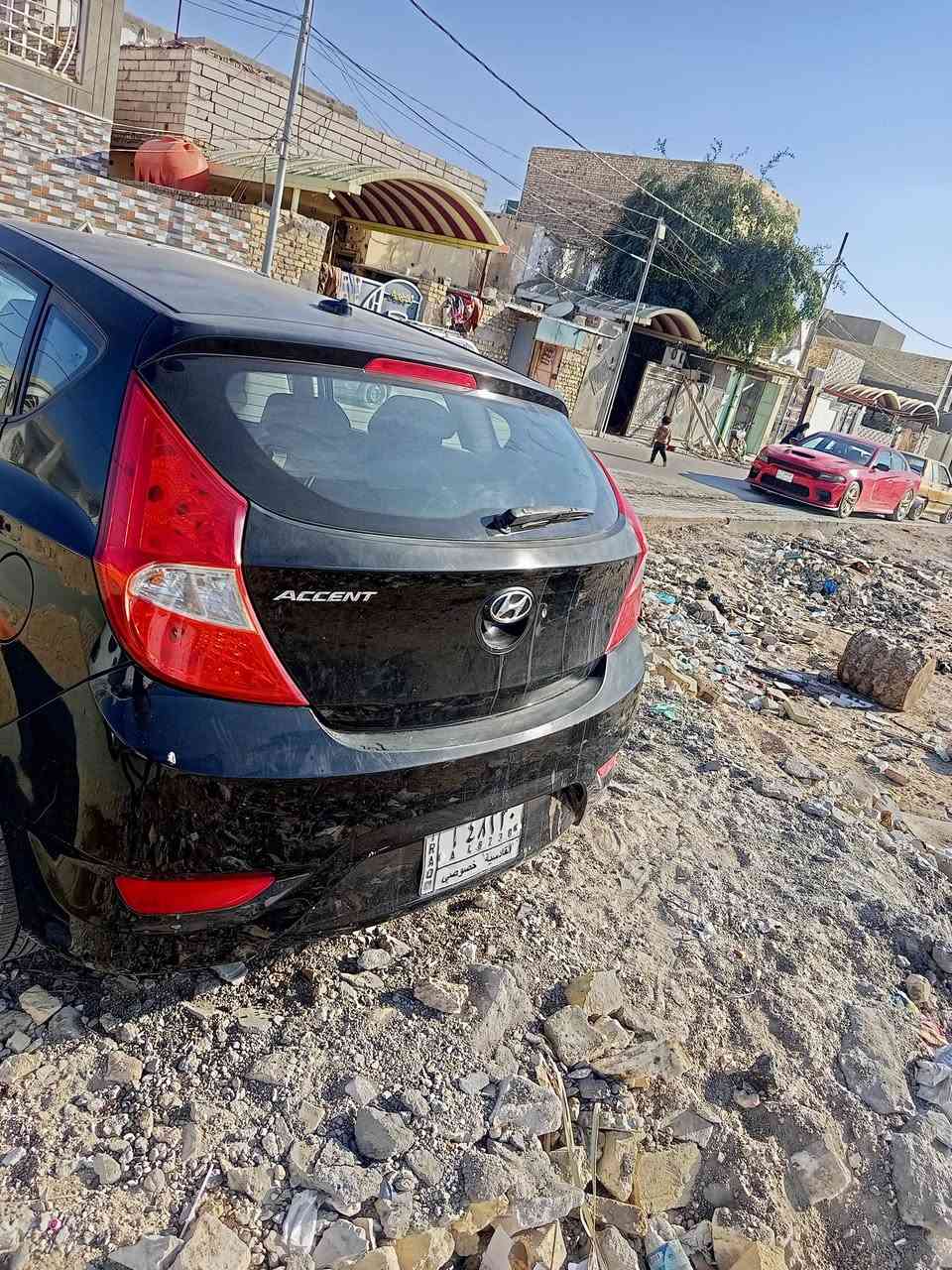 اكسنت هاج باك موديل ١٧ امريكي
رقم  قادسية  
سنويه صاقطة صارلها سنة
ضربتها جاملغ وبنيد جهته سائق 
سياره نضيفة مابيها شي عوزها ملاحظات بسيطة
مكينه وكير مابيهم شي نضيفات تخم تاير جديد مسويلها إدامة كاملة 
مكينه ١٦٠٠ GDI
نضام ايكو اقتصادي صرف بانزين
نضام مانع انزلاق
تبرد ثلج منضومة كاملة العام بصيف سويتها كلة جديد عوزة بس غاز تخليليه غازها طار فتحت بوري يعني مابيهة ليك 
تحكم مري جهتين 
جام اربعه كهرباء 
تخموتاير وسبير جدد
كهربائية جاهزه كلها 
سياره جاهزه مجهزه ماكو نقص اله كم شغلة كماليات بسيطات
السعر ٦٥ وبيها مجال للشراي مكاني ديوانية مركز مدينة 
للاستفسار اتصل على ***********
