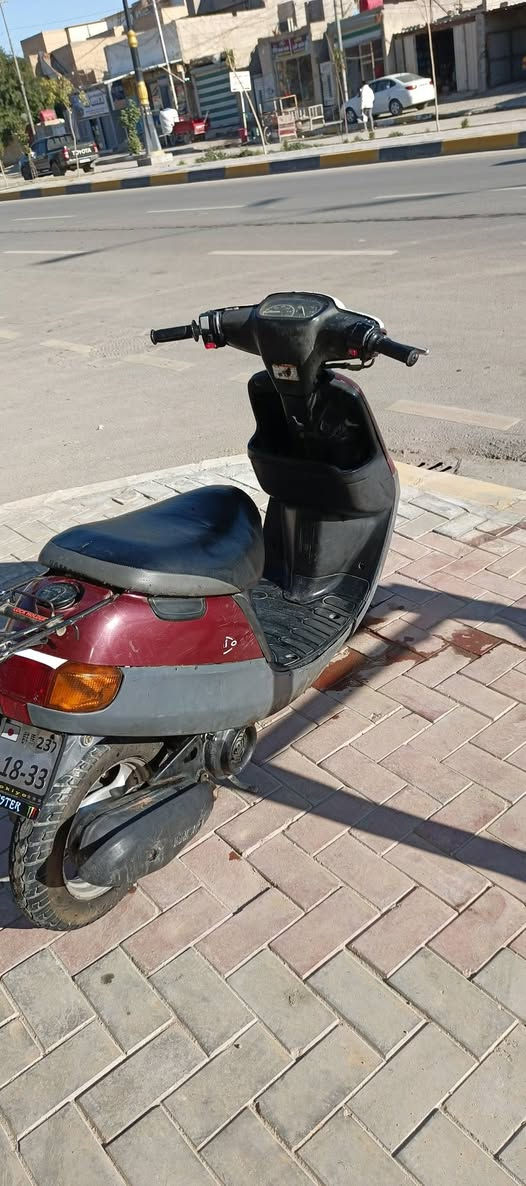 سلام عليكم دراجه بطه البيع دراجه مكفله من روله ول كير مفتوحه مره واحده كلشي شغل سلف لايت بك لايت وهورن وشاير كامله المكان أمن داخلي يم اسواق برتقاله ماموجود علئ فيس تصال على رقم ***********
