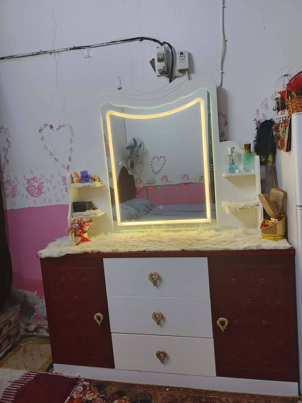 غرفه نوم نظافه فول بعده جديده كلش المكان الديوانيه بي واساب الرقم ***********
