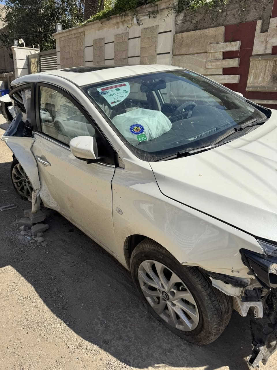 السلام عليكم سياره مبيسان سينترا موديل 2025  ماشيه 8000 سياره باسمي للبيع  مكان سياره بغداد للتواصل ***********
