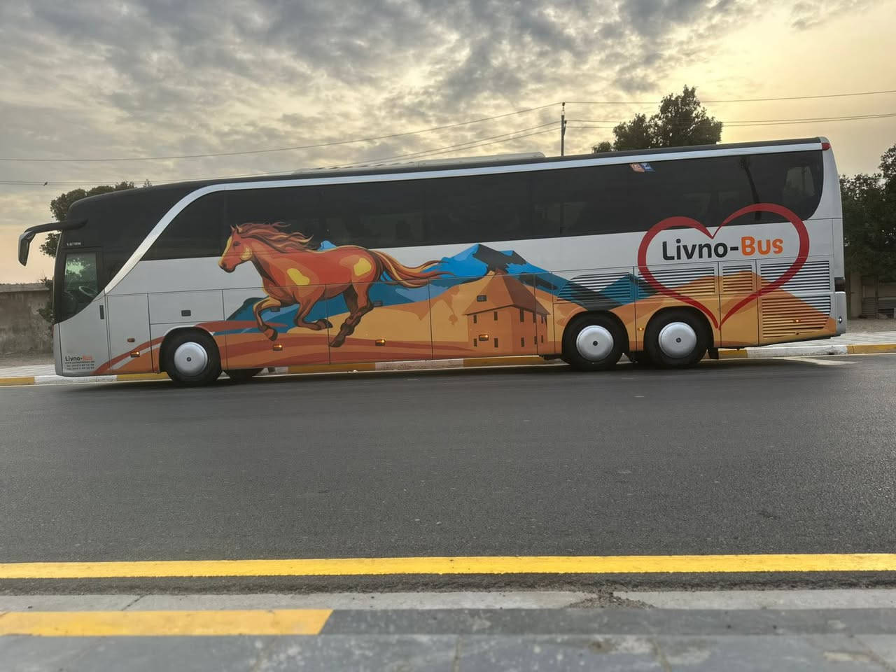 سعد الخطاط🫡عمل رسمه اللمانيه💯وستيكر اللماني ضمان مفتوح العنوان/ بغداد مدينه الصدر / ***********🫶🏻
