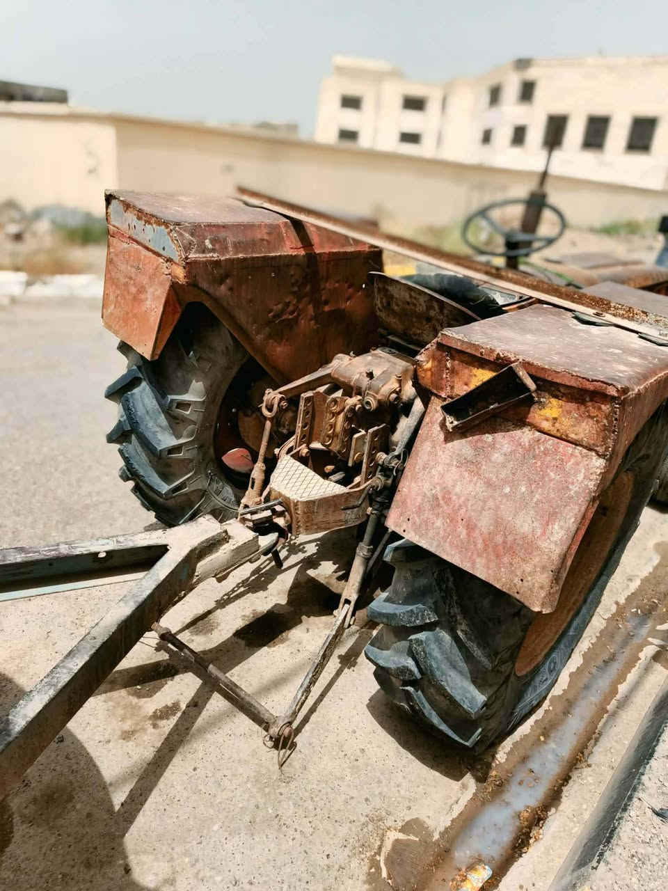 السلام عليكم مكينه عنتر للبيع موديل 88ارقام و سنويه (بدون تحويل) محرك كير اكسل تايرات الخلقيه جدد السعر 3مليون ونص مكان ديالى للاستفسار الاتصال على الرقم ***********
