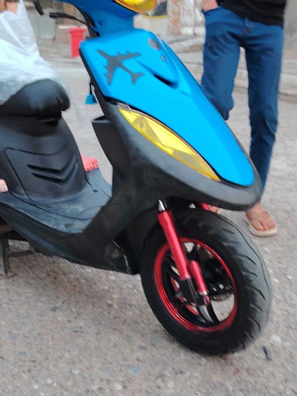 سلام عليكم ماكس البيع دراجه  كامل من كلشي نكره سلف بكل وقت مكان العماره المجر اكبير مكينه بلاد ما مفتوح برغي سعر ٧٠٠ رقمي ***********
