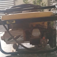 مولدة 12 امبير • محولة غاز/بنزين • نظيفه