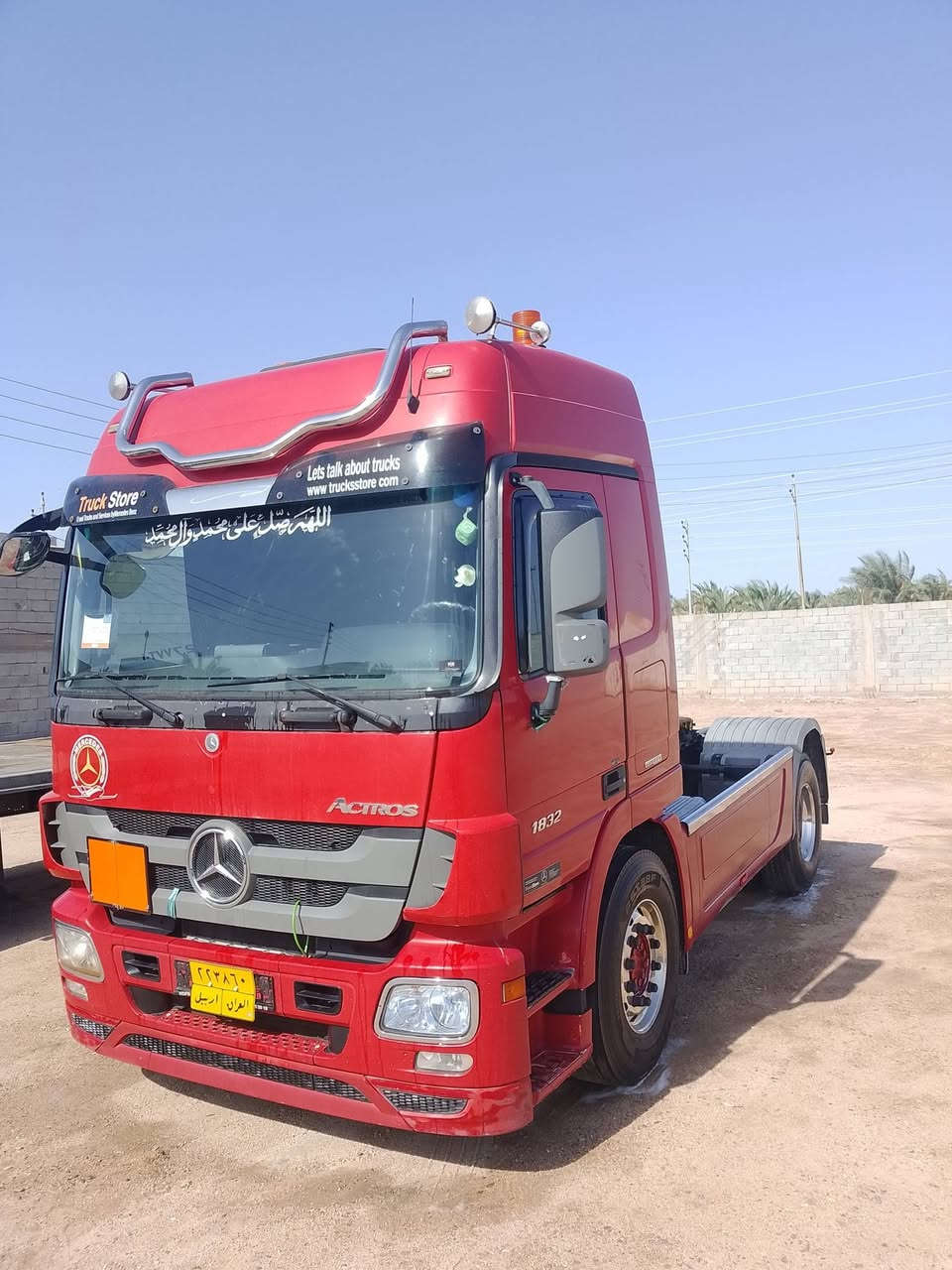 سلام عليكم اكتروس للبيع 2012 مديل كفاله عامه برقي مانقصها ***********
