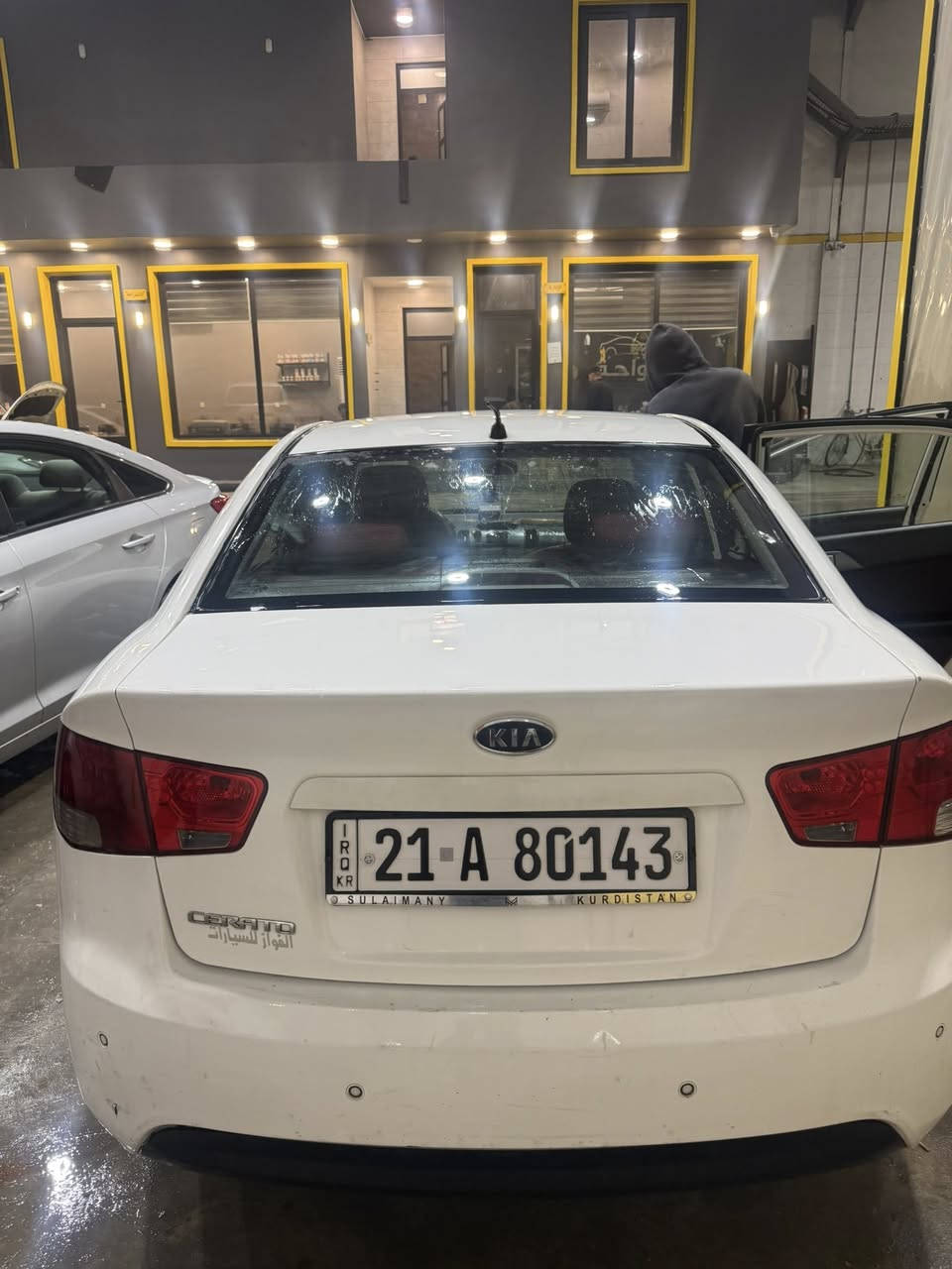 سيراتو 2011 ماشية 160 الف حساسات و جام كهرباء و تحكم سترن و شاير مري رقم سليمانية بيه صبغ جاملغ و دعامية رقم سليمانية للبيع السعر 108 ورقه بيه مجال رقم موبايل *********** و *********** مكان سيارة دورة مهدية الثانية
