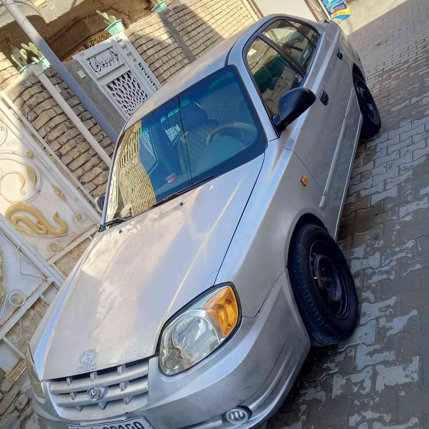 السلام عليكم اكسنت موديل 2003 بسمي سياره بدون خياسات على وضع الشركة محرك كير ظفيره تكم قمارة لغود شواصي مكفولات كهربائيات كلها شغاله تبريد تدفئه شغالة حداديه جديده امامي وخلفي سياره جاهزه سعر 49 شراي نتصل مكان بغداد الكرخ ***********

