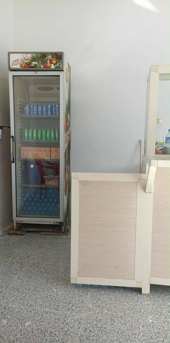 مطعم للبيع او ايجار للإستفسار الإتصال على الرقم *********** الموقع مقابل مدرسة ديرياسين
