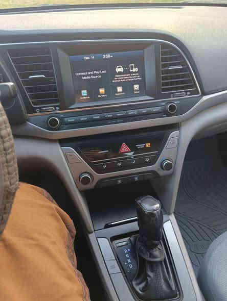 سيارة للبيع
النترا موديل2018

رقم صلاح الدين معوقين تتحول بسم المشتري 2026 شهر 11 بيها وكالة عامة الضرر كلين بدون صبغ ولاضربة العداد متوقف من شتريتها السيارة حيل حلوة وجديدة الون سلفر 

باتري جديد 

تايرات جدد 

سيارة نضيفة وحيل حلوة وبلعافية عل يشتريها

السعر 135 وبيها مجال 

الموقع ناحية الزاب قرية النميصة 

للستفسار الاتصال علا الرقم

***********
