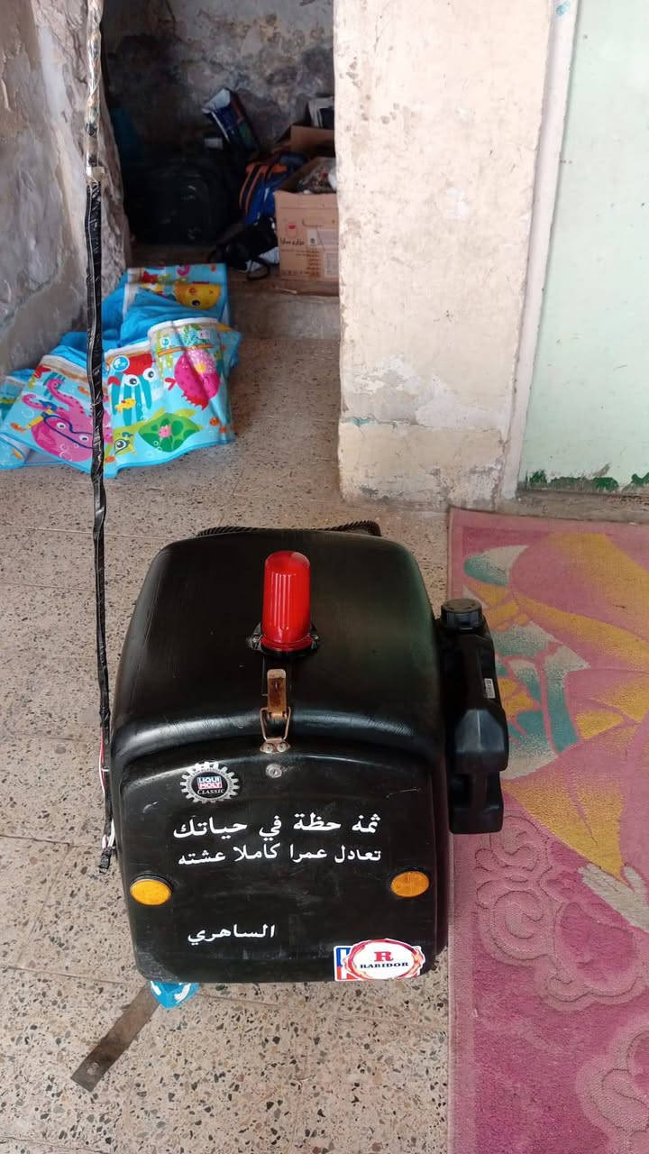 صندوق للبيع السعر 50 هو وغرضه اللي يحب ينتصر على الرقم***********
