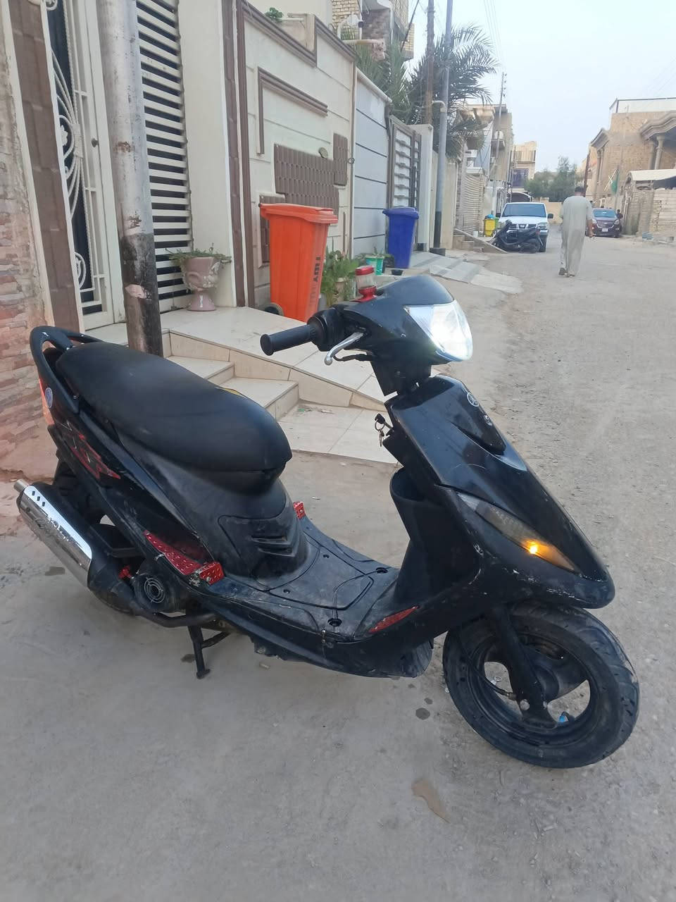 سلام عليكم دراجه ماكس عدله دراجه بلاديه كلها بوشه 49 بلاد كهربائيات كلها شغاله و الدراجه نكره سلف في كل وقت و الدراجه ما مفتوحه السعر 750 الف و بيها مجال للاستفسار *********** العنوان ميسان
