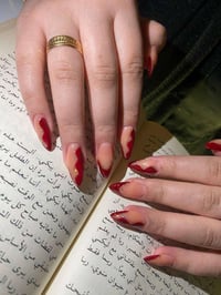 شغل نضيف وكله ع ضمان والنتيجه تخبل اي شي راح اذكره سعره 5 الالاف داخل ...