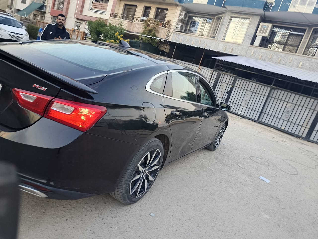 سلام عليكم
ماليبو 21 فئه RS
معوقين انطيك بيهه وكاله عامه وتصير حره 2027شهر 3 رقم ديالى 

مبدل فقط بنيد وبيهه شخوط بسيطه 

سياره كامله كلشي مناقصهه حته دهن اصلي وجديد مصار هواي من امبدله

مكان ديالى الغالبيه 

سعر سياره 100 بيهه مجال كلش بسيط

***********
***********
