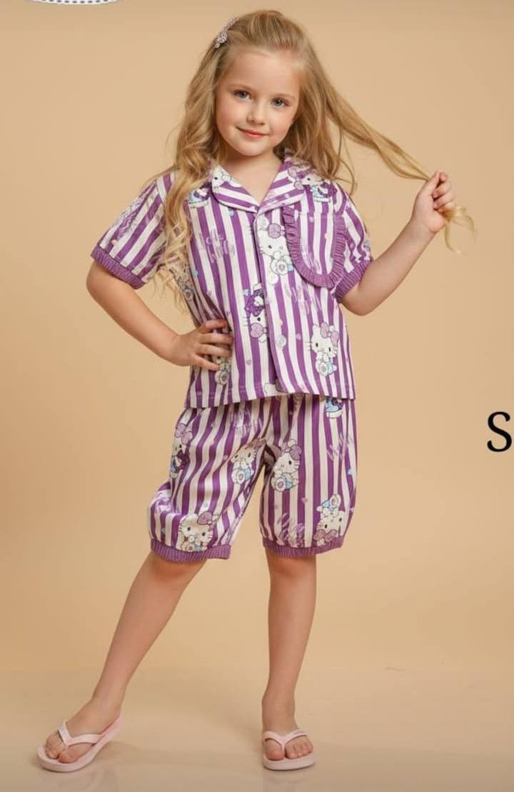 #جديدنا

تراك شورت بناتي
خامه تجنن درجه أولى 💯🍒

قياس ( 1 سنه الى 4 سنه)


**إذا كنت صاحب هذا الإعلان وتريد حذفه لأي سبب، رجاءا أرسل رسالة إلى الدعم الفني**