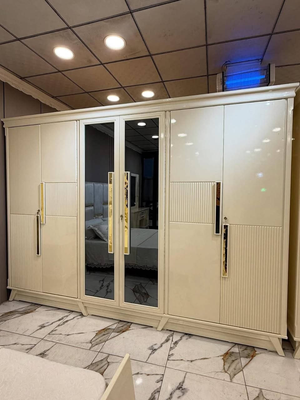 معمل المشاهير لصناعه الغرف العراقية
غرفه عراقيه تفصال 🇮🇶 خشب 100‎%‎ يعني عمر 

مو مثل الغرف التركيه شهر وتخرب 

10 قطع

كنتور 6 بوب 

تفصال ع الطريقه الايطاليه 

هالمره السعر نااااار 

بسعر الجمله 

بمليونين قفللللللل 

الحجز قبل أسبوع

للاستفسار والحجز 

***********
