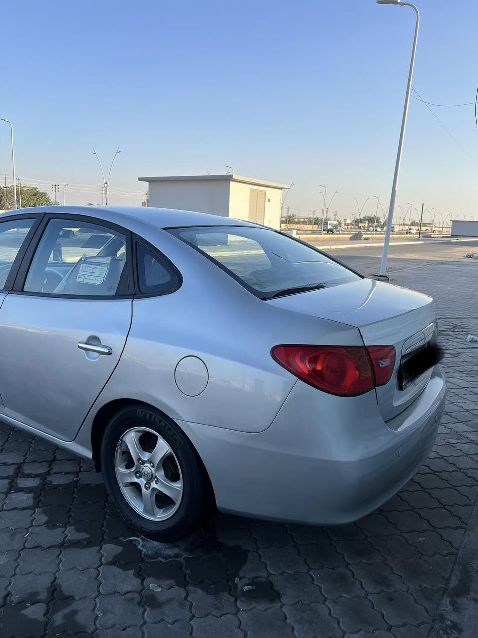 سلام عليكم للبيع ادوات ادوات دخول جديد كسر كارتون سياره جديده حيل مديل2009اصل خليجيه  كصه  جنطه سياره جديده حيل وجاهزه داخل جلد حساسات تحكم ستيرن شاشه تاب مكينه كير حداده طخم تاير كله حديد ويلكب اصلي سياره جاهزه علا آخر حبايه متومه ارقام وسنويه شرط ميه بل ميه شرط حاسبه 
مكان السيارة بصره 
السعر46وبيها  مجال قليل واني بل خدمه 
اتصال  ***********
اخوان كلشي موجود بل فيس ونضافه عن نضافه تختلف واني بخدمتكم
