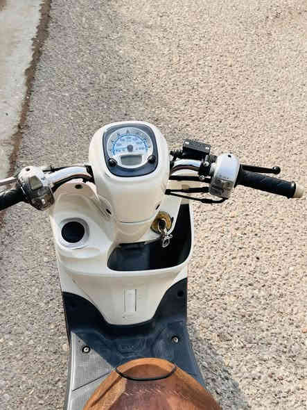 بوليس حديث 2017 مكفوله قبل26 نازله من الرمبه مكفوله من كلشي السعر 1100 وبيها مجال بسيط ***********
