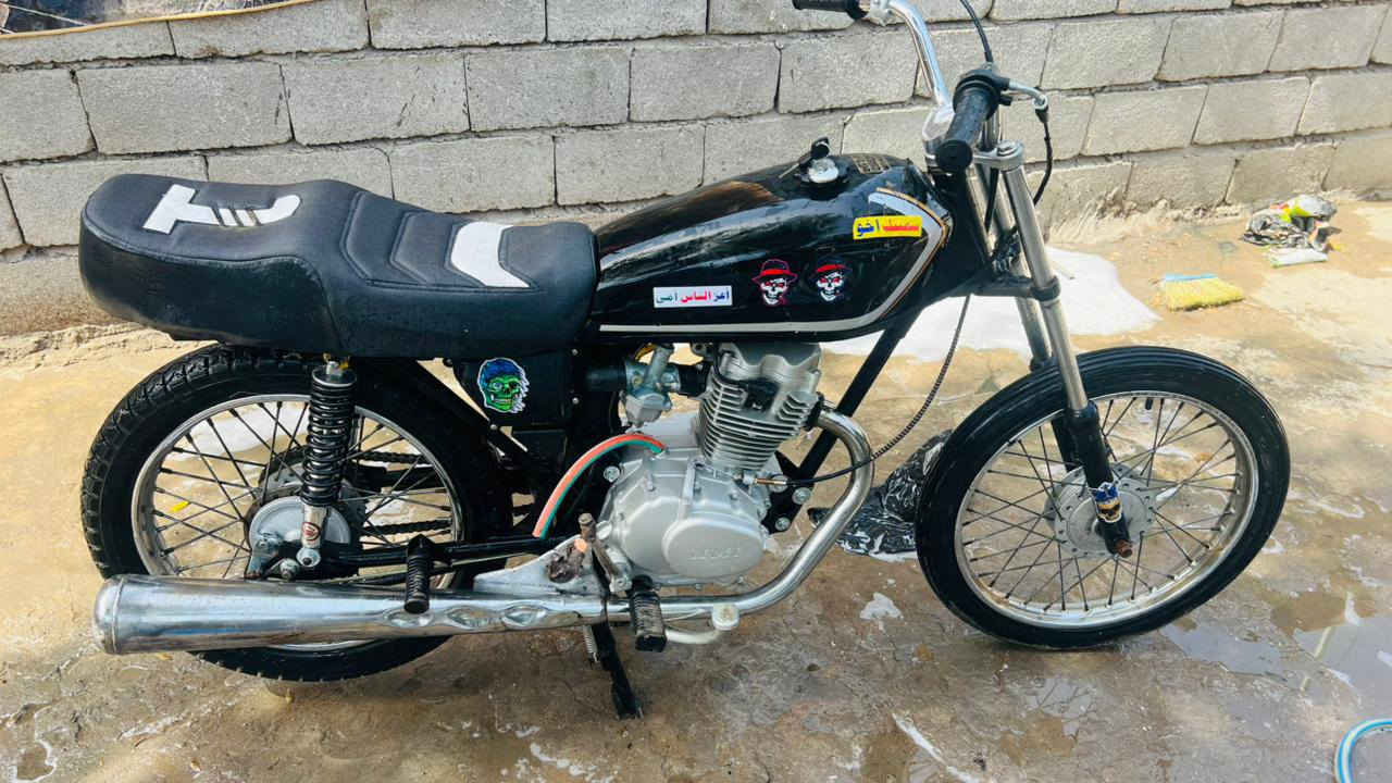 سلام عليكم شباب دراجه ادوات نامه شلامجه حلوه ونضيفه كلشي جديد السعر 425وبيها مجال البصره خمسميل ***********
