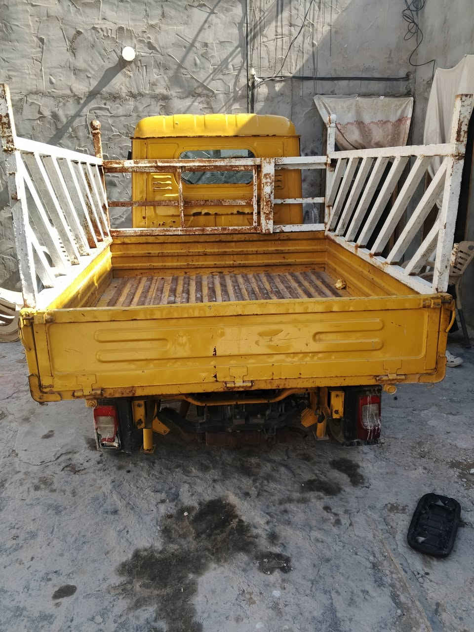 سلام عليكم تكتك حمل موديل 19وراق صوليه باسمي تكتك جاهزة برغي ما عايزه كبل لشارع سعر 2500وبيهة مجال مكاني كربلاء المقدسة رقم*********** شراي يخابر بي خير ويدللل
