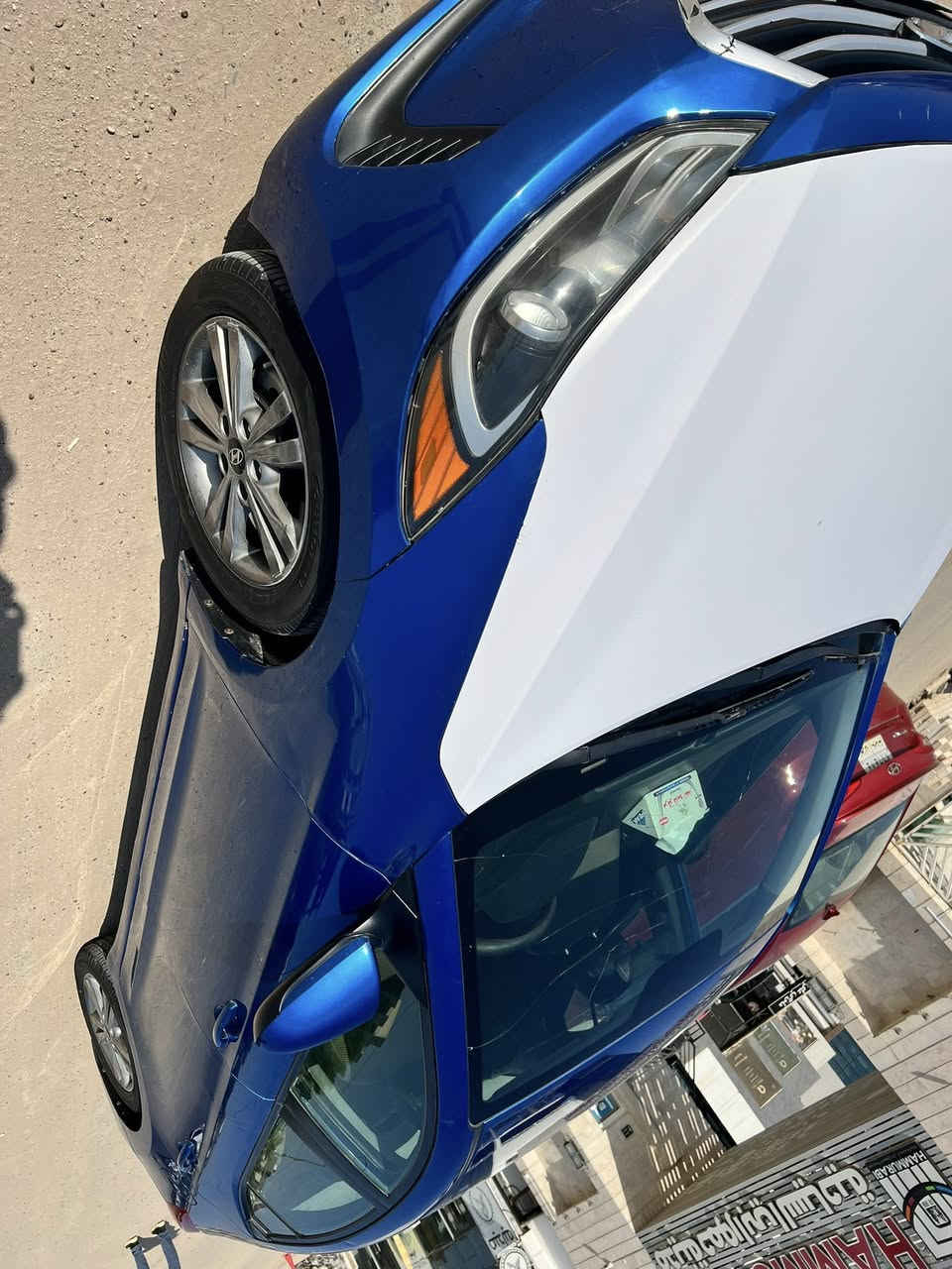 السلام عليكم النتره موديل 18 رقم بابل مكينه 2000 وارد امريكي مواصفات نص فول كامره رادار جانبي شاشه جبيرة نظام سبورت حادثه جاملغ وبنيد وتبيدل باب السايق نفس اللون سعرها.115 وبيهج مجال صور الحادث موجودة فوك 
للاستفسار ***********
