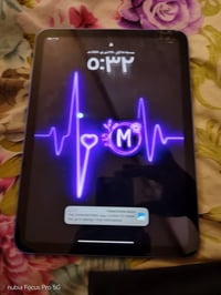 ايباد 10 نضيف نضافتة 85٪ ذاكرة 64 بطارية 90 ما مفتوح ابد  بدون ملحقات ...