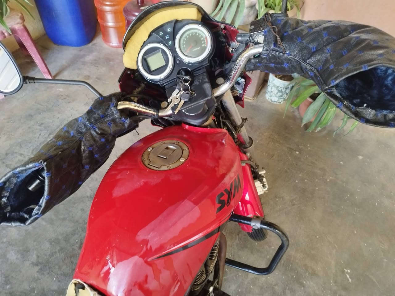 سايم 17 للبيع السعر المطلوب 750 وبي مجال للتواصل الاتصال على الرقم ***********
