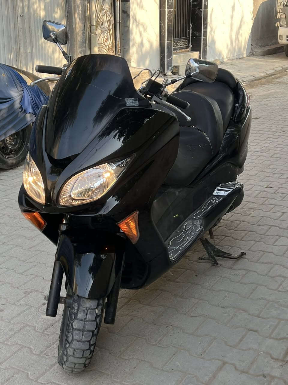 فورزه 0️⃣ 8️⃣ بصمه
جاهزه دراجه كير شغال 
مكينه ناعمه نكره بكل وقت
مكاني بغداد *********** 
السعر مليون
