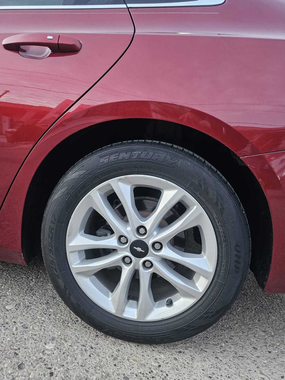 ماليبو 2017 رقم سليمانيه سنويه لل2030 جديد 
فول مواصفات LT عدا فتحه سقف 
ضرر جاملغ بونيد فقط بدون دواخل 
كشنات كهرباء هيتر وجلد وشاشه كبيره تبريد قطعتين 
بجم زينون عدسات اشاير مري دخول ذكي بصمه تشغيل عن بعد
السعر105 رقم تلفون***********
