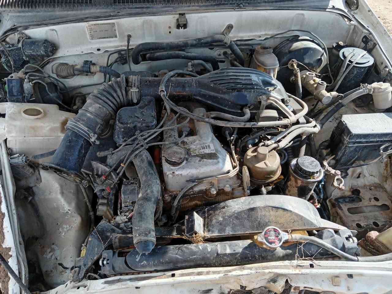 سلام عليكم تيوتا ٢٠٠١ للبيع عل حادثها سنويه ل ٢٨ مكانها سامراء ***********
