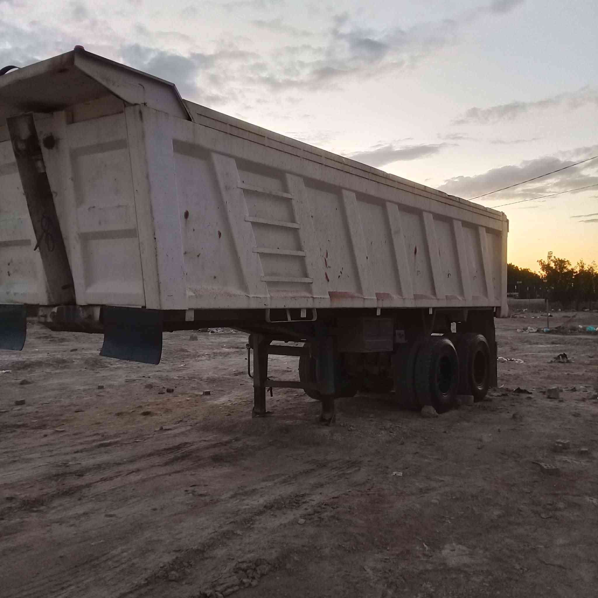 السلام عليكم
للبيع عربانه علم مجموعة براد 16 ذرعه 32 ستندر  مكفولة كفاله عامه جك جديد عربانه جاهزه للعمل للاستفسار الإتصال على الرقم ‏
‏‪0782 901 6576‬‏
