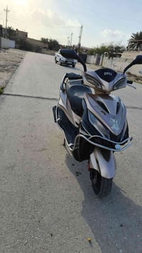 دراجة جامبو للبيع موديل 2023 مكينة ما مفتوحه ولا مشروكه وصوتها ناعم در...