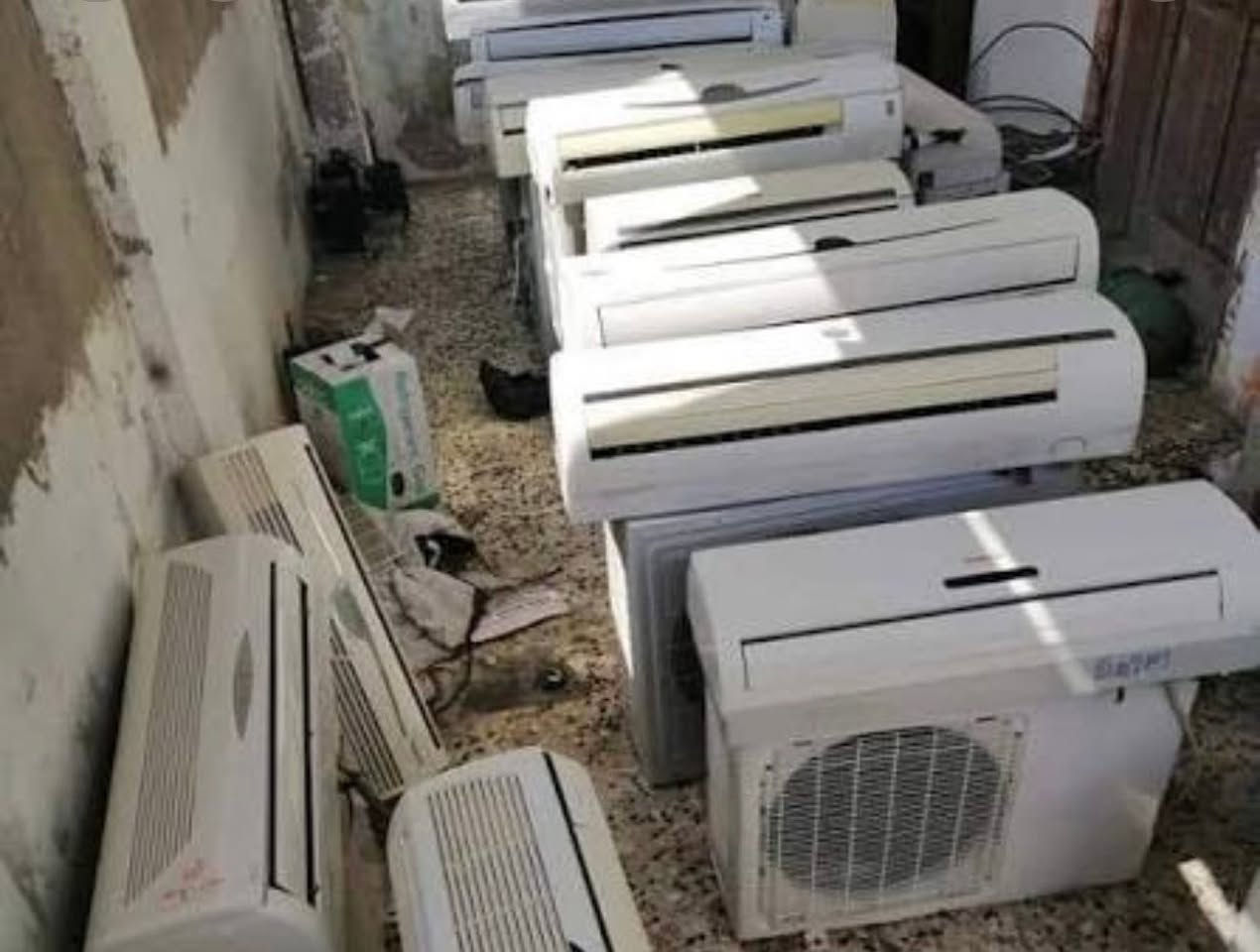 السلام عليكم عندي مكيفات او سبالت للبيع البيع اب سعر السكراب للتواصل اتصل عل رقم ‭***********‬ للتواصل غير متوفر عل فيس
